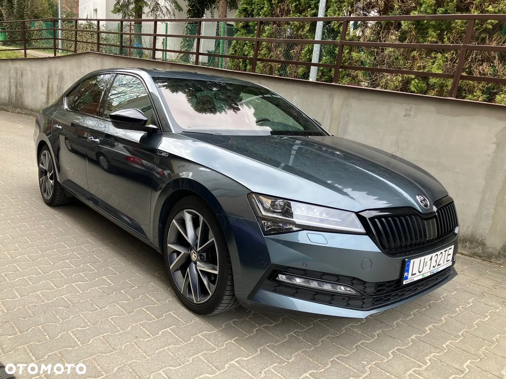 Skoda Superb 2.0 TDI SCR Sportline DSG - 6