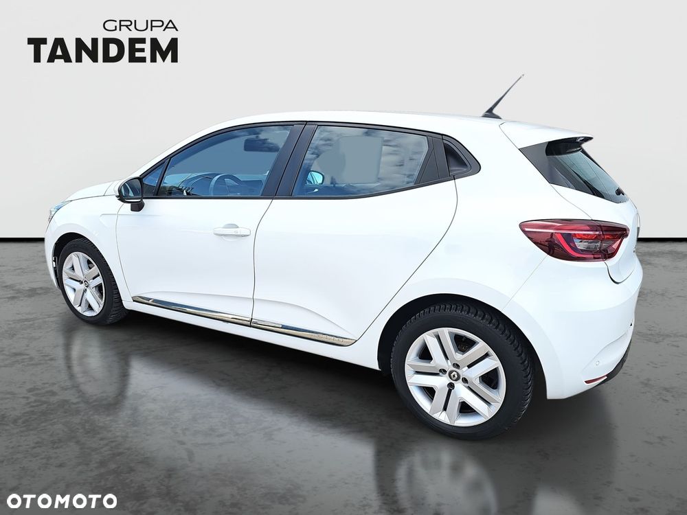 Renault Clio - 8