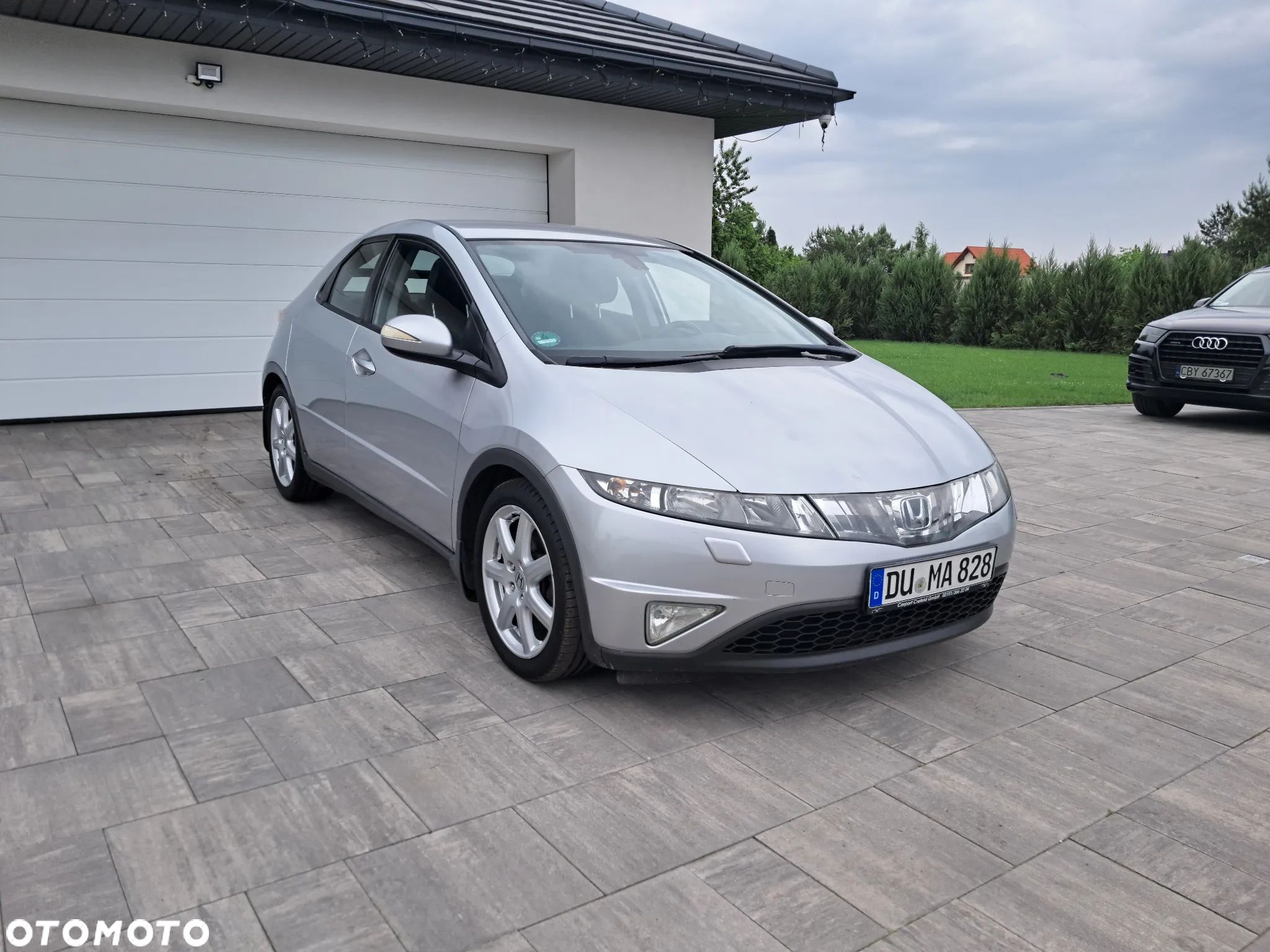 Honda Civic 1.8i-VTEC i-SHIFT Executive - 1