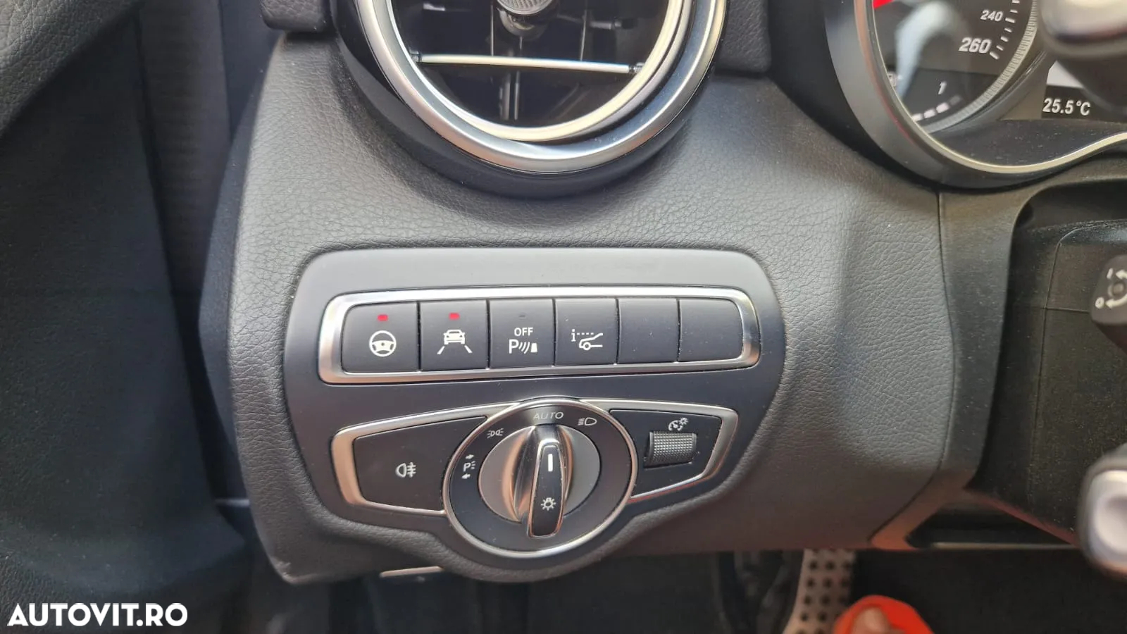 Mercedes-Benz C - 3