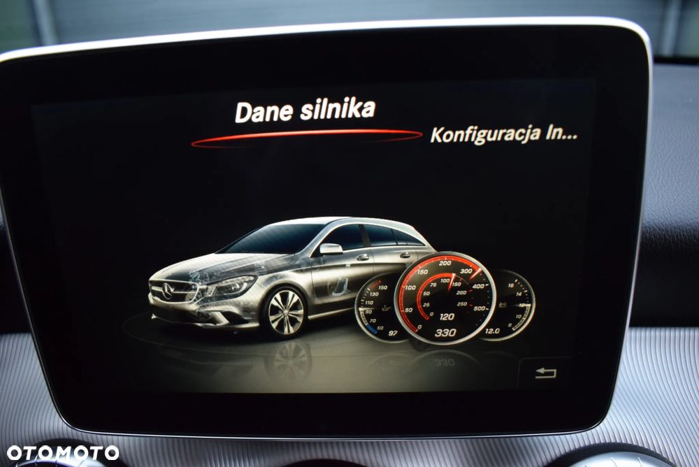Mercedes-Benz CLA Shooting Brake 250 7G-DCT - 38