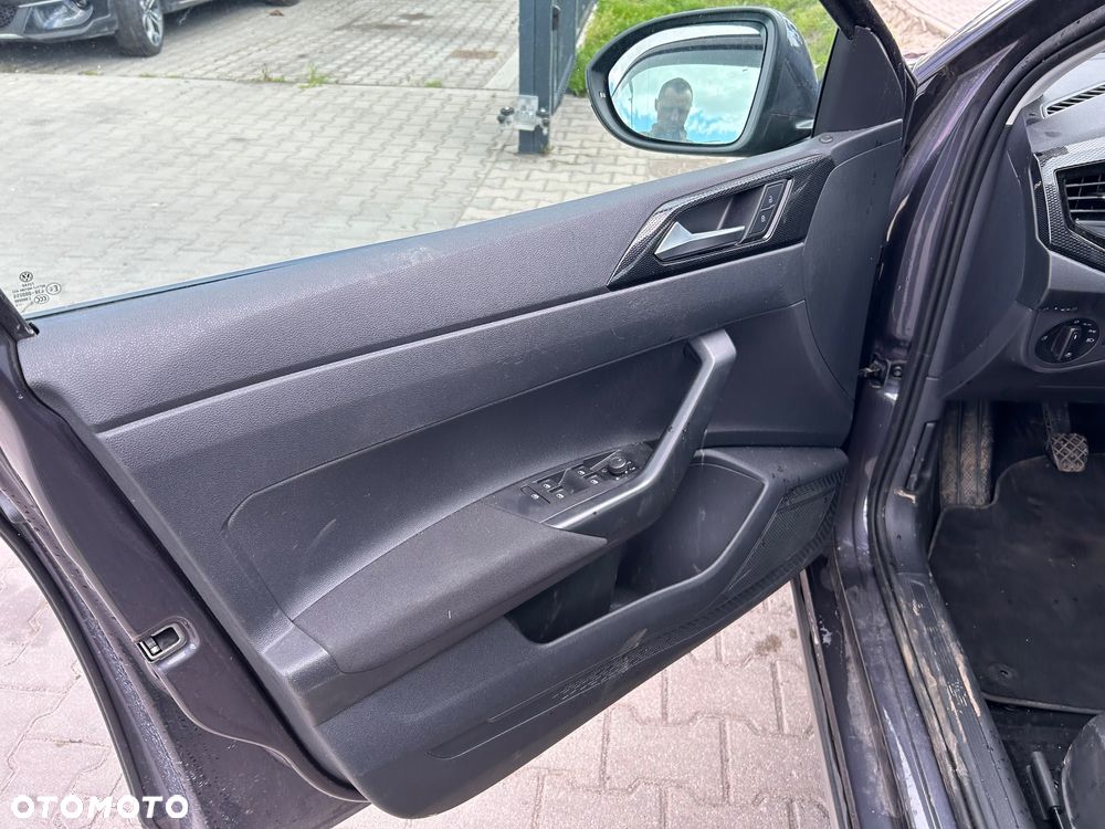Volkswagen Taigo - 16