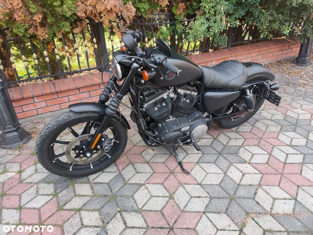 Harley-Davidson Sportster Iron 883 - 4