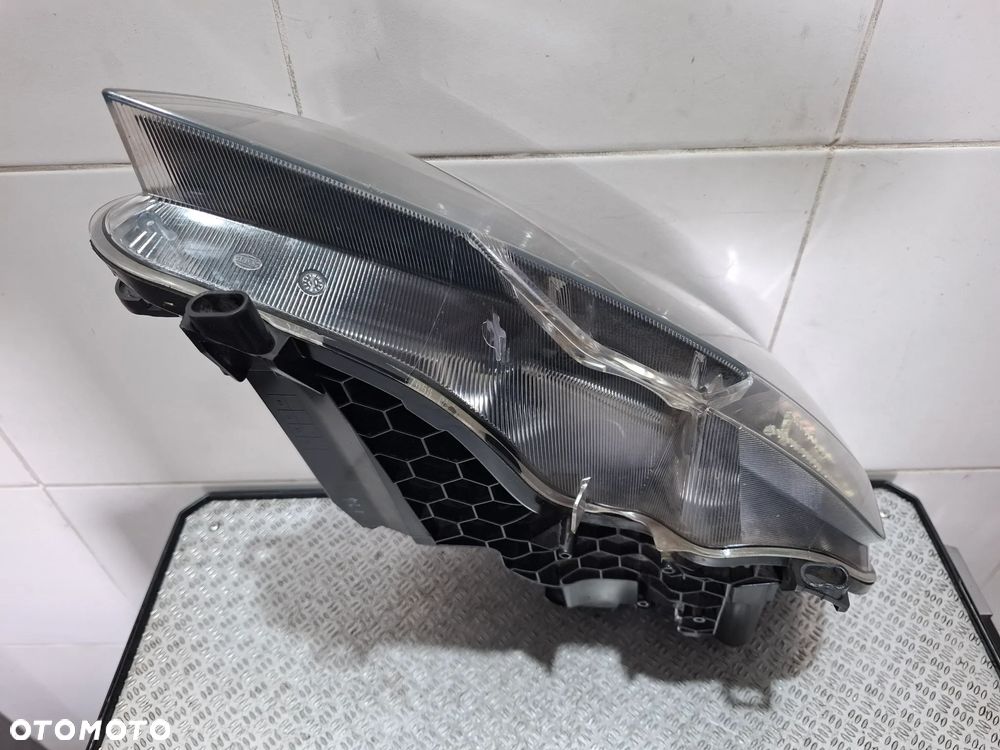 Lampa lewy przód Xenon LED Skoda SuperB 2014 rok nr 3T2941017H - 5