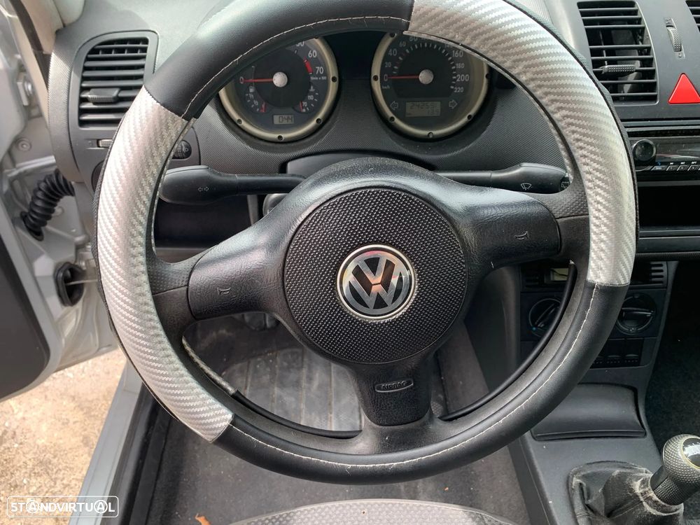 VW Polo 1.0 Conceptline - 10