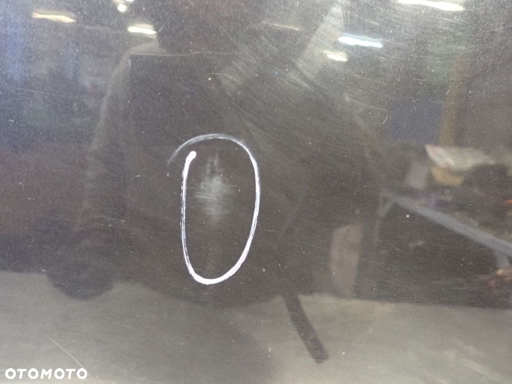 DRZWI LEWY PRZÓD VOLKSWAGEN TOUAREG 5.0 - 5