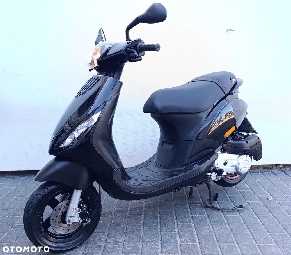 Piaggio ZIP - 3