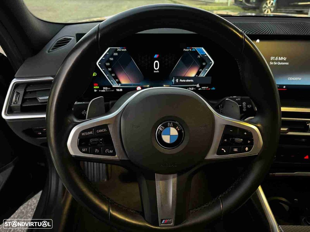 BMW 320 d Touring Pack Desportivo M Auto - 17