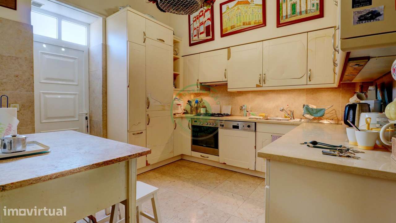 Casa Senhorial na Figueira da Foz - Grande imagem: 3/37
