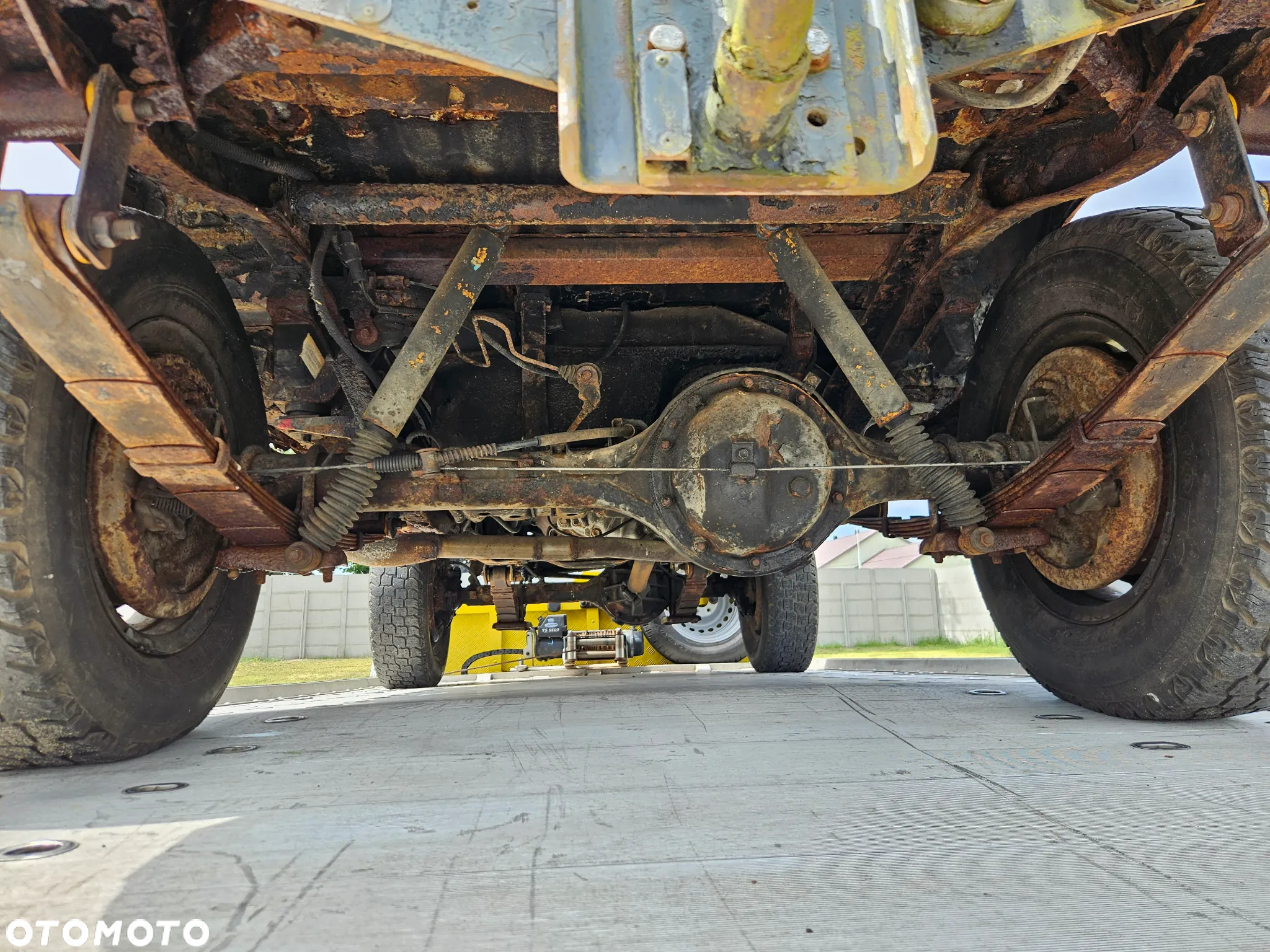 Toyota Land Cruiser - 23