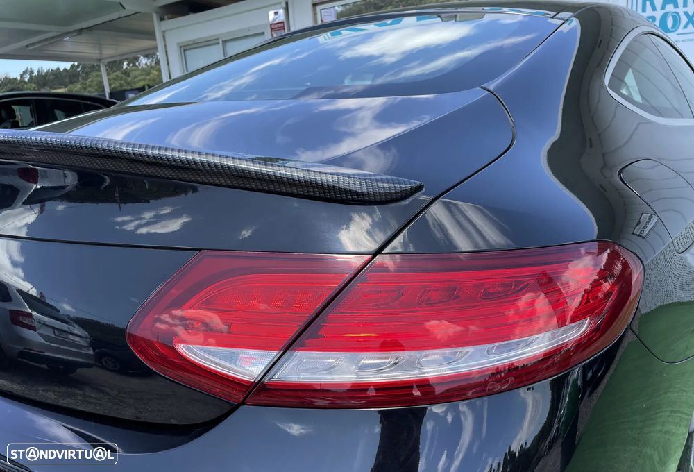 Mercedes-Benz C 250 d 9G-TRONIC AMG Line - 11