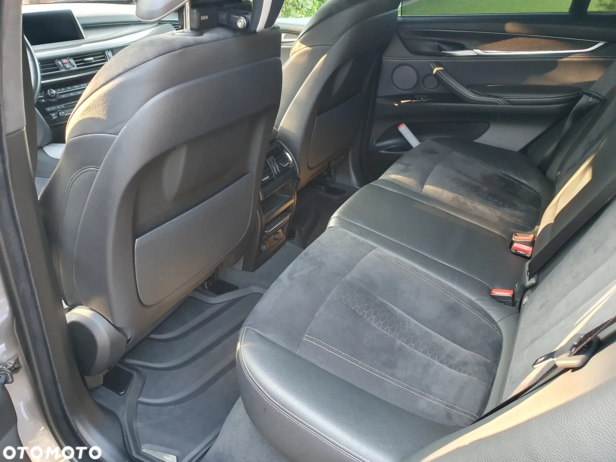 BMW X5 xDrive50i - 5