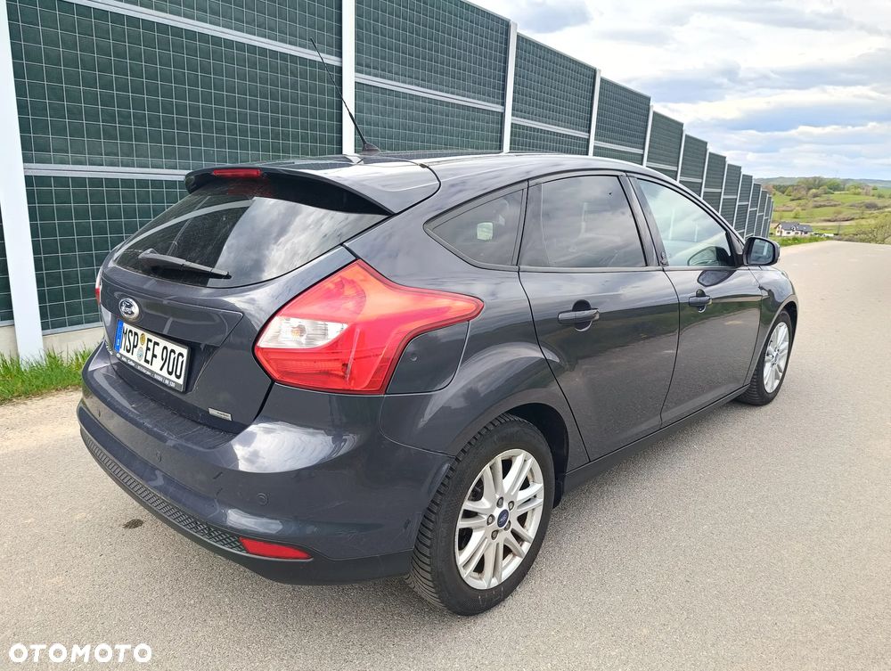 Ford Focus 1.6 TDCi DPF Champions Edition - 16