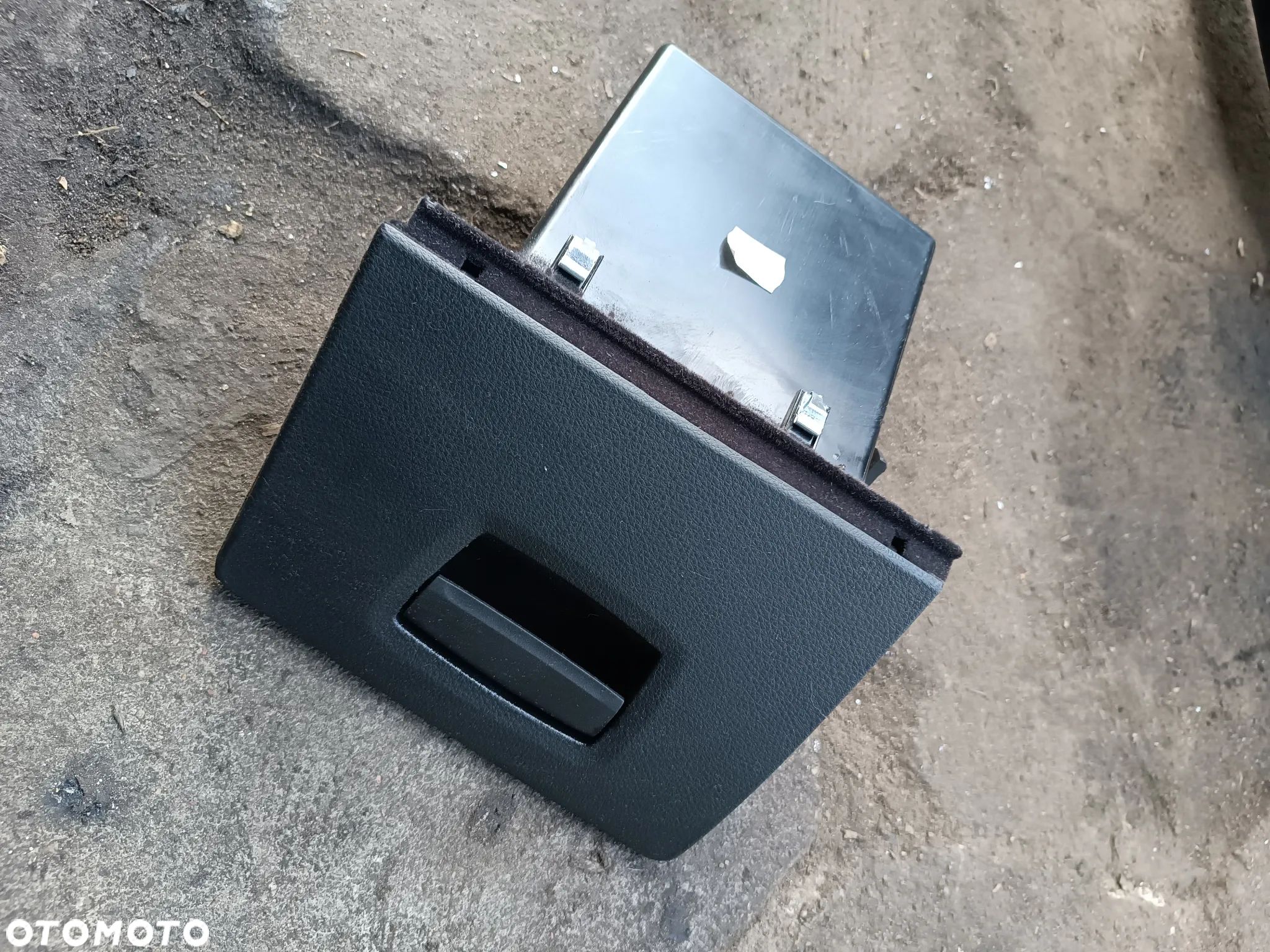 BMW SERIA 5 F10 F11 2013 SCHOWEK KIEROWCY 9166696 EUROPA - 1