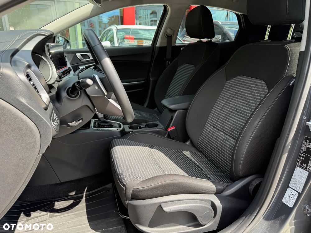 Kia XCeed 1.5 T-GDI M DCT - 16