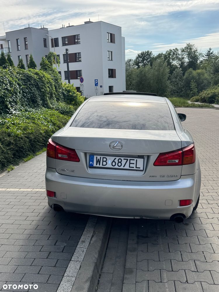 Lexus IS 250 Elegance - 5