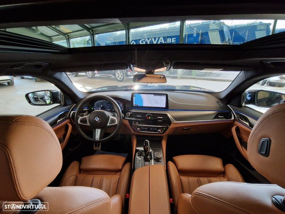 BMW 530 e Pack Desportivo M - 5