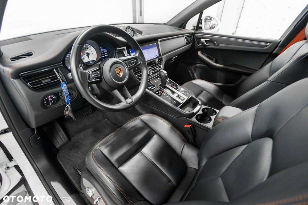 Porsche Macan Standard - 22
