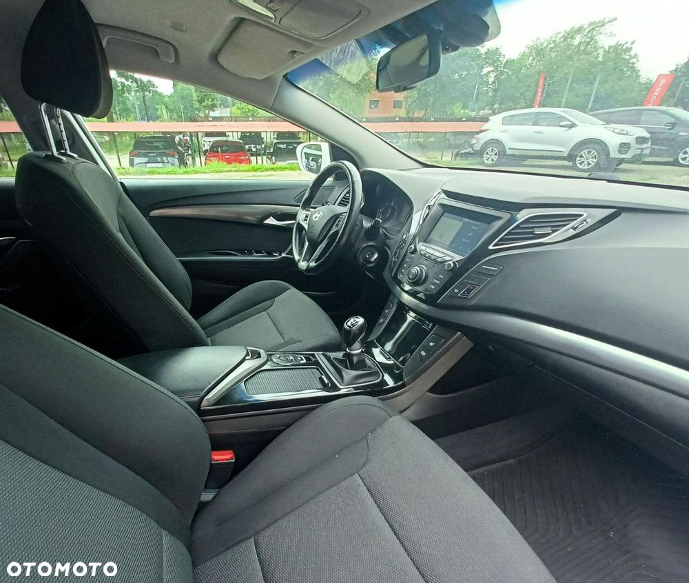 Hyundai i40 Kombi blue 1.6 CRDi Space - 27
