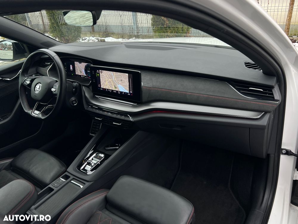 Skoda Octavia 2.0 TDI DSG 4X4 RS Plus - 11