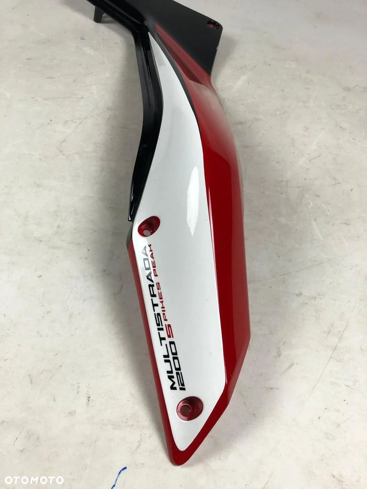 Ducati Multistrada 1200 S 10-14 Prawy Ogon Owiewka Bok Osłona - 3