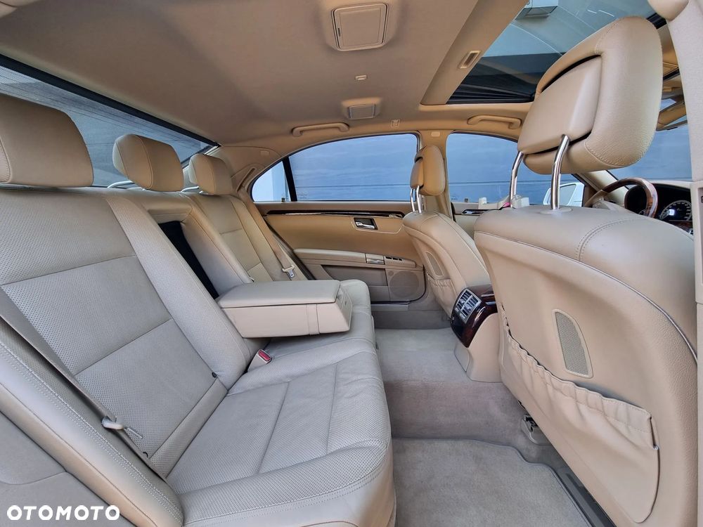 Mercedes-Benz Klasa S - 21