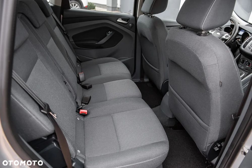 Ford C-MAX - 30
