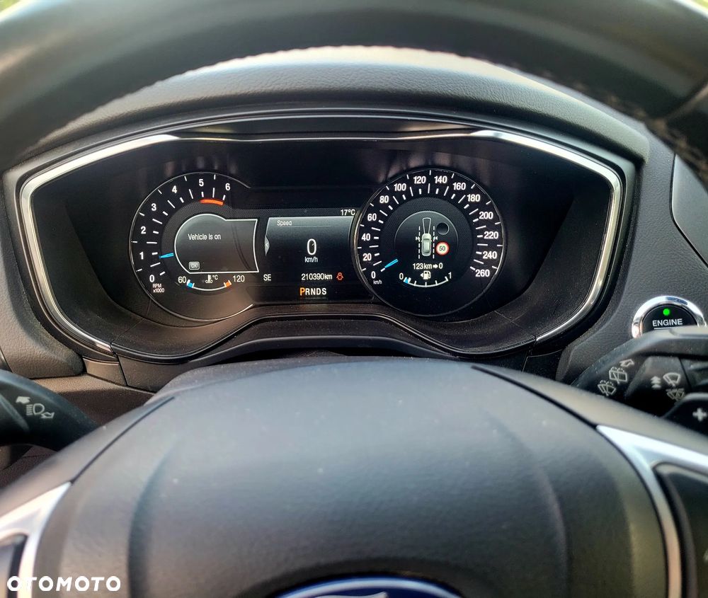Ford Mondeo 2.0 TDCi Titanium PowerShift - 9
