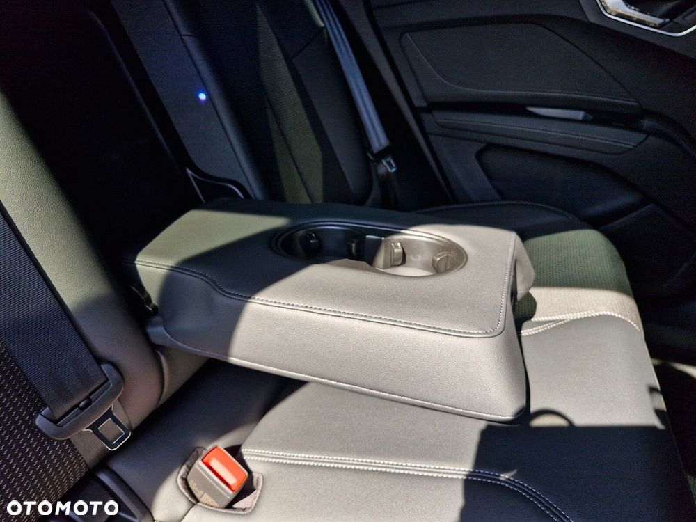 Audi Q4 e-tron - 31
