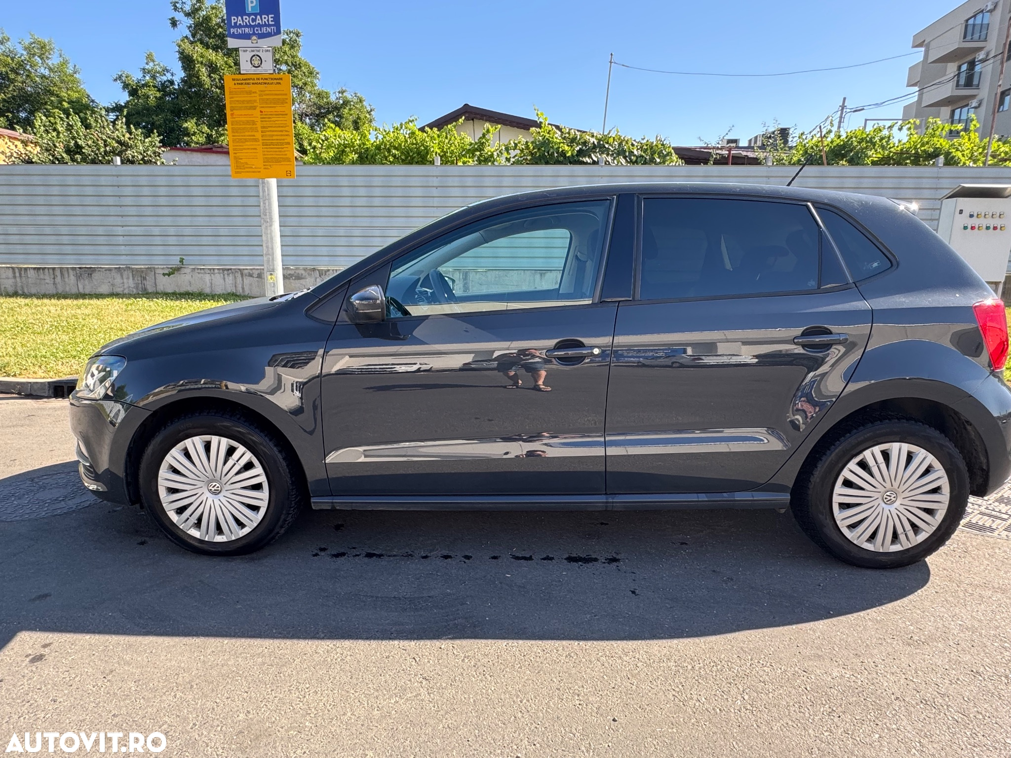 Volkswagen Polo 1.2 TSI Comfortline - 6