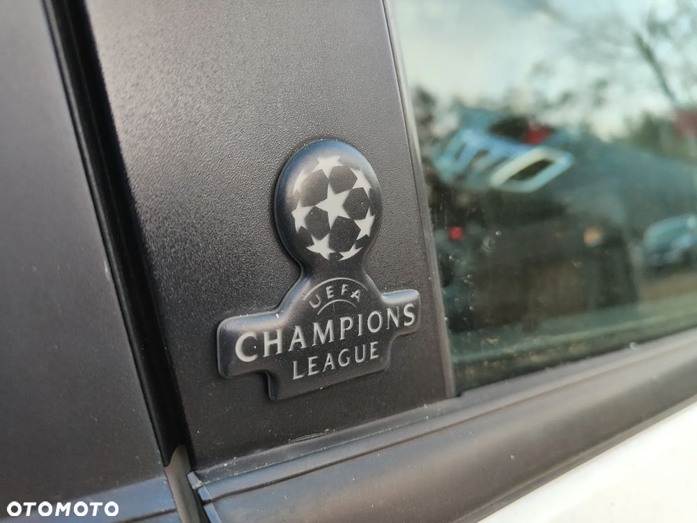 Ford Fiesta 1.25 Champions Edition - 29