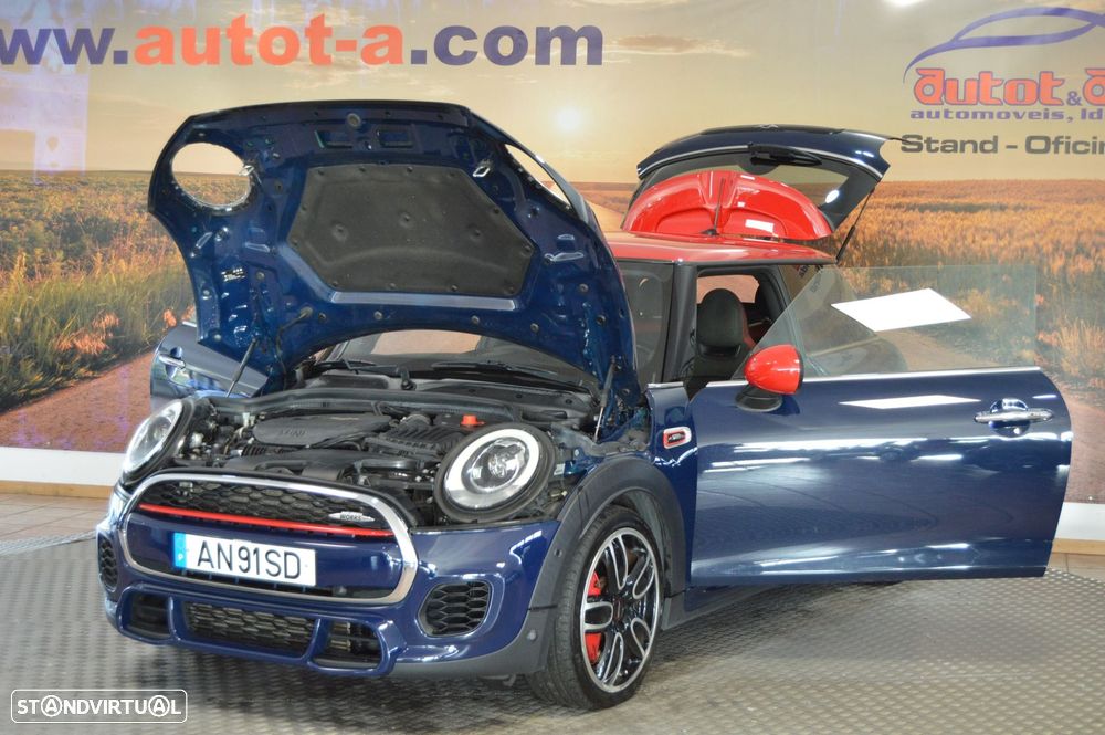 MINI 3 Portas John Cooper Works Auto Desportiva - 9
