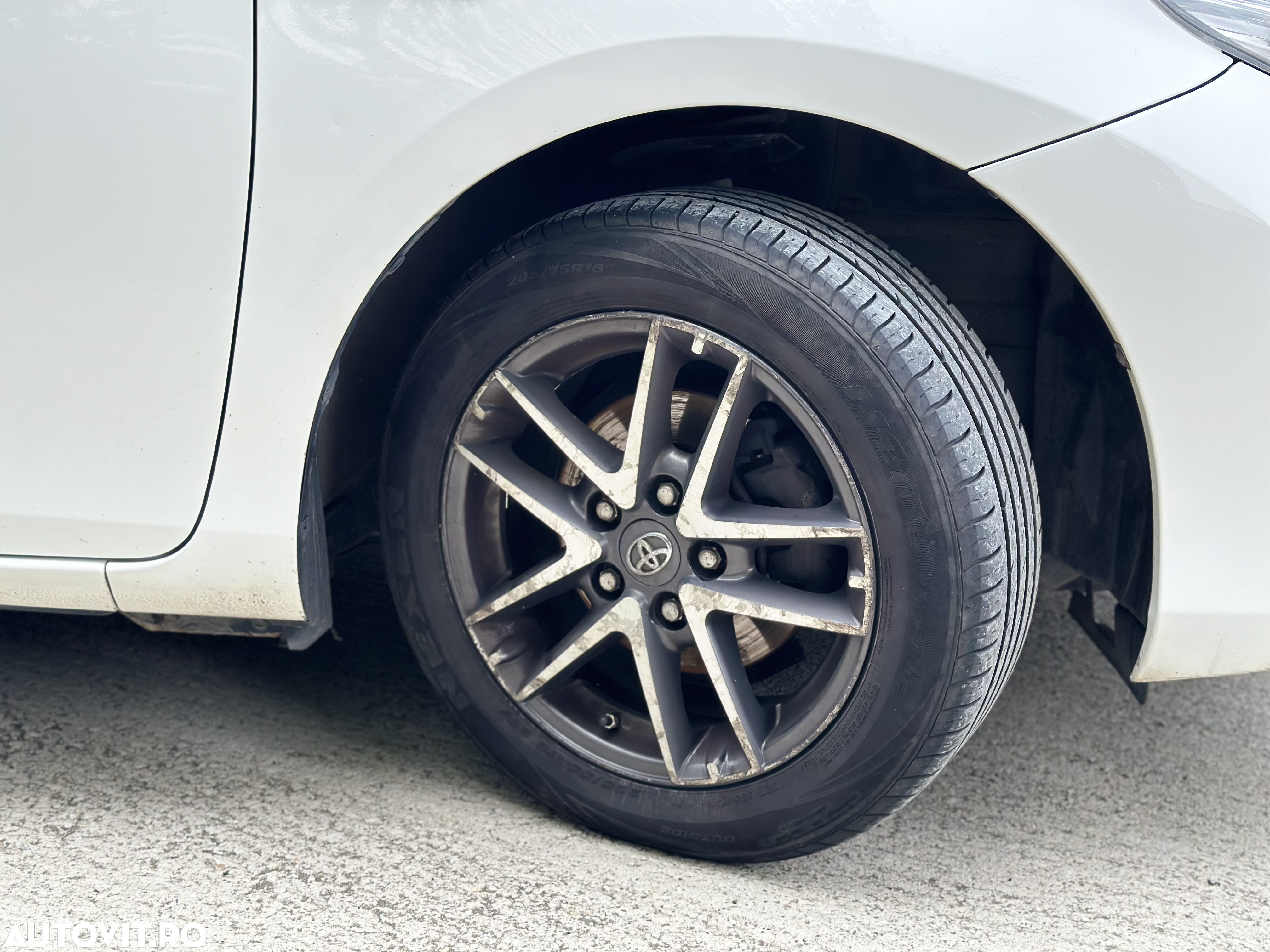 Toyota Auris - 20