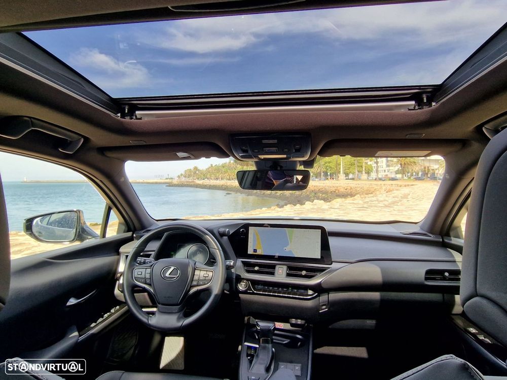 Lexus UX 250h Sport (Ecrã 12.3) - 13