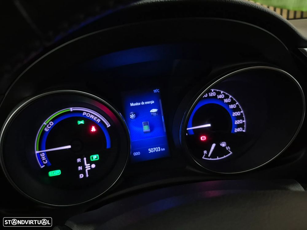 Toyota Auris 1.8 HSD Exclusive - 12