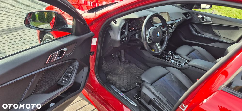 BMW Seria 1 118i M Sport - 12