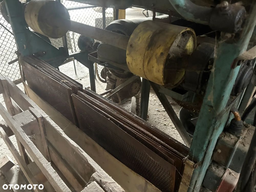 Inny cezet - major - 3