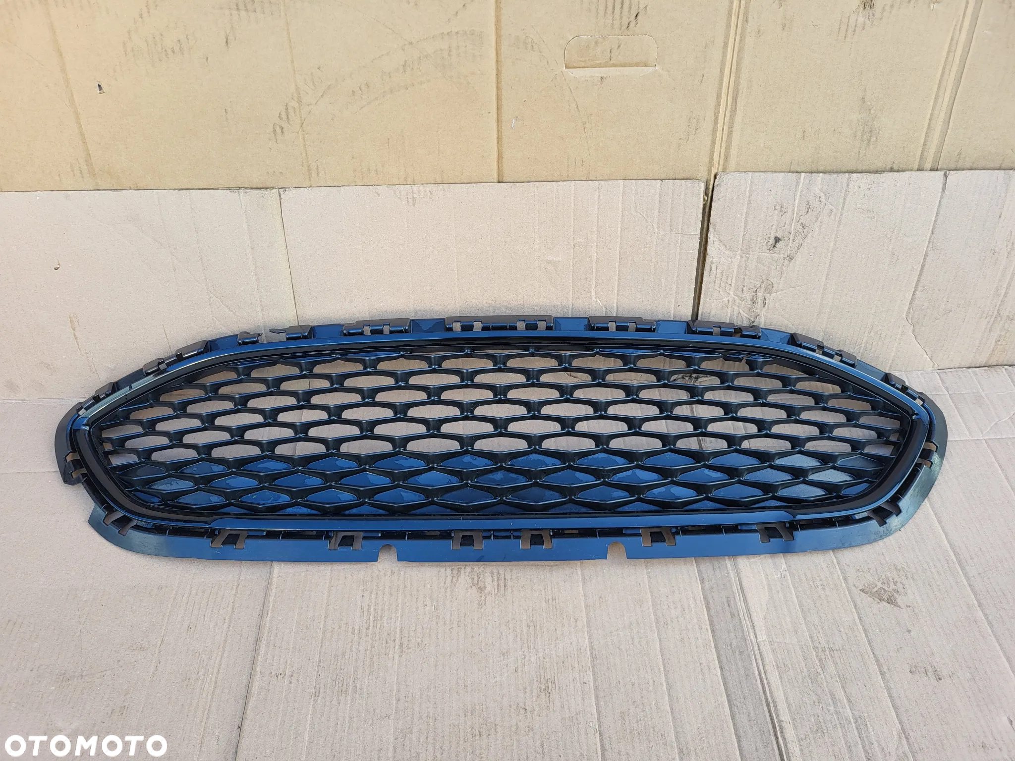 ATRAPA GRILL FORD FIESTA MK8 BLACK H1BB-8B271-A1 - 2