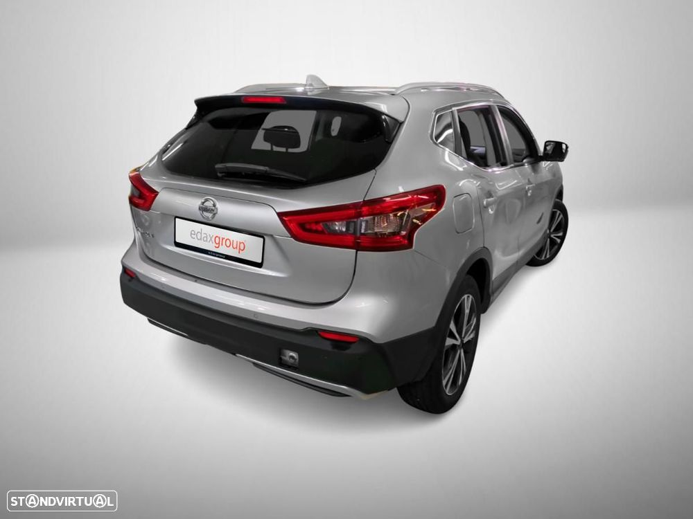 Nissan Qashqai 1.5 dCi N-Connecta - 2