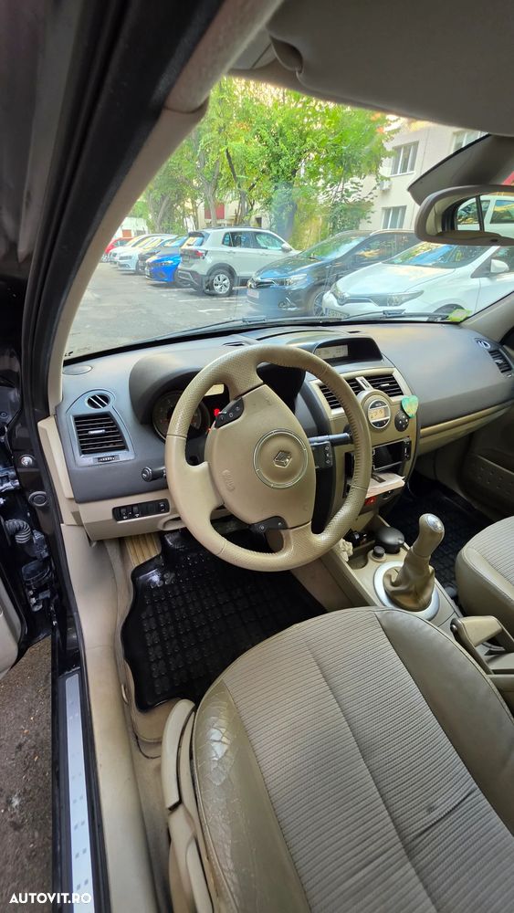 Renault Megane - 9