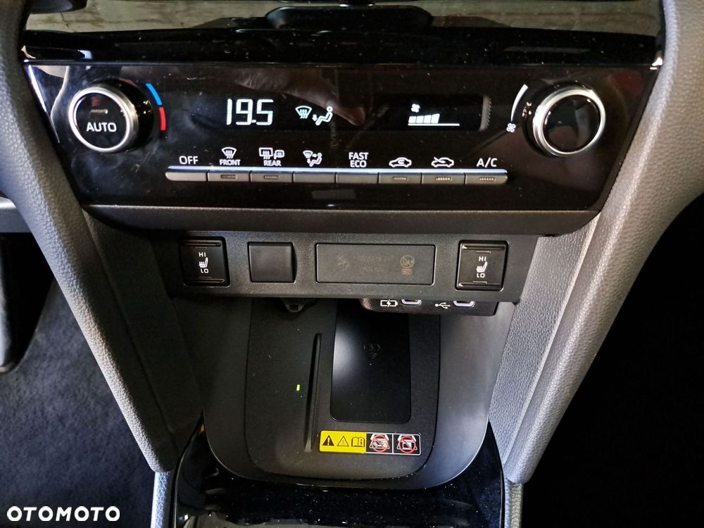 Toyota Yaris Cross Hybrid 1.5 Style - 26