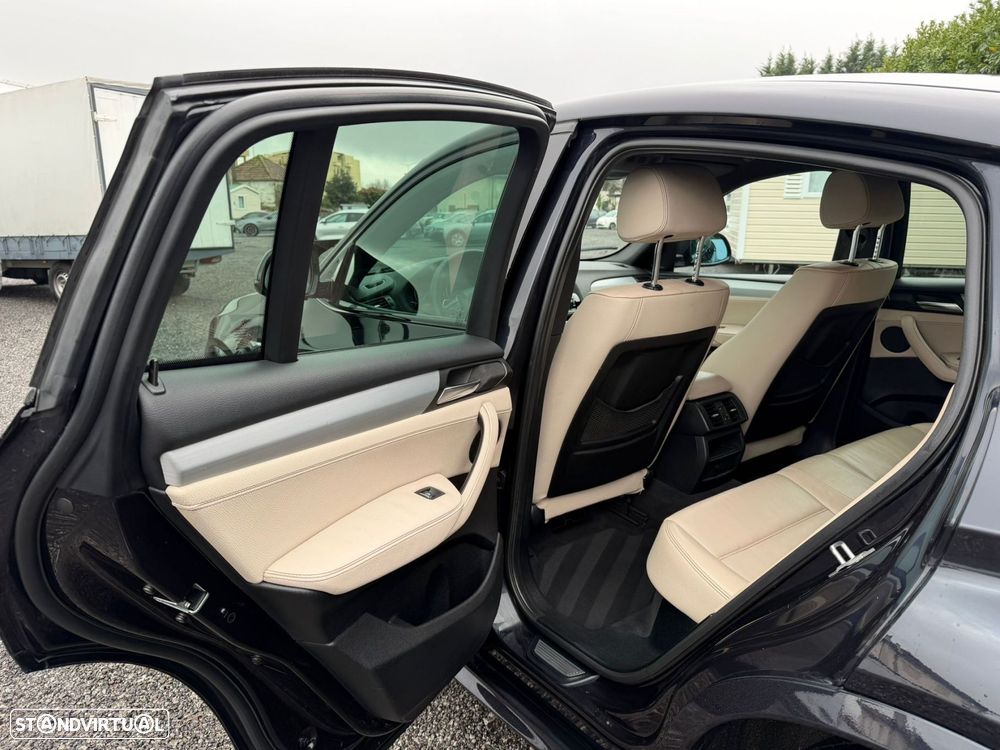 BMW X4 30 d xDrive Pack M - 16
