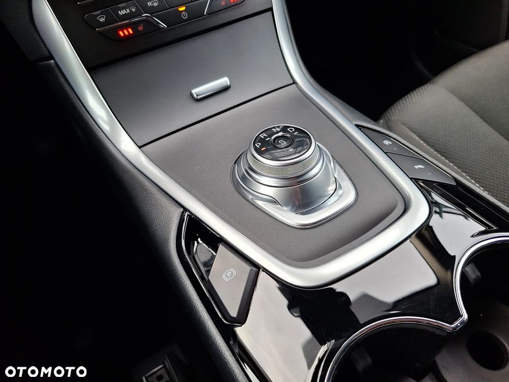 Ford S-Max 2.0 EcoBlue Titanium - 33