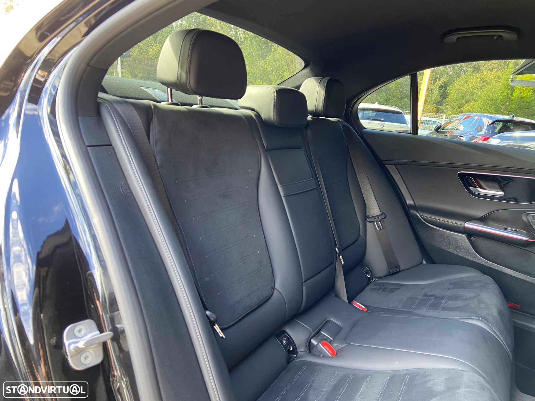 Mercedes-Benz C 300 e AMG Line - 54