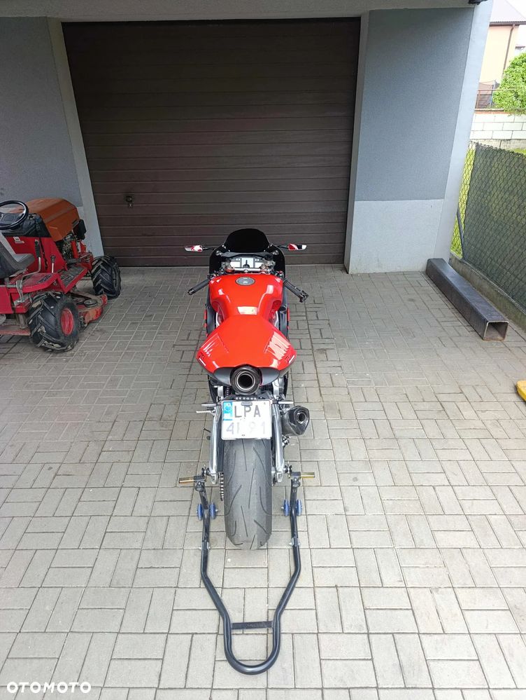 Aprilia RSV - 13