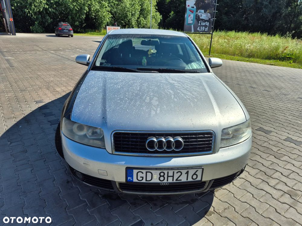 Audi A4 Limousine - 7