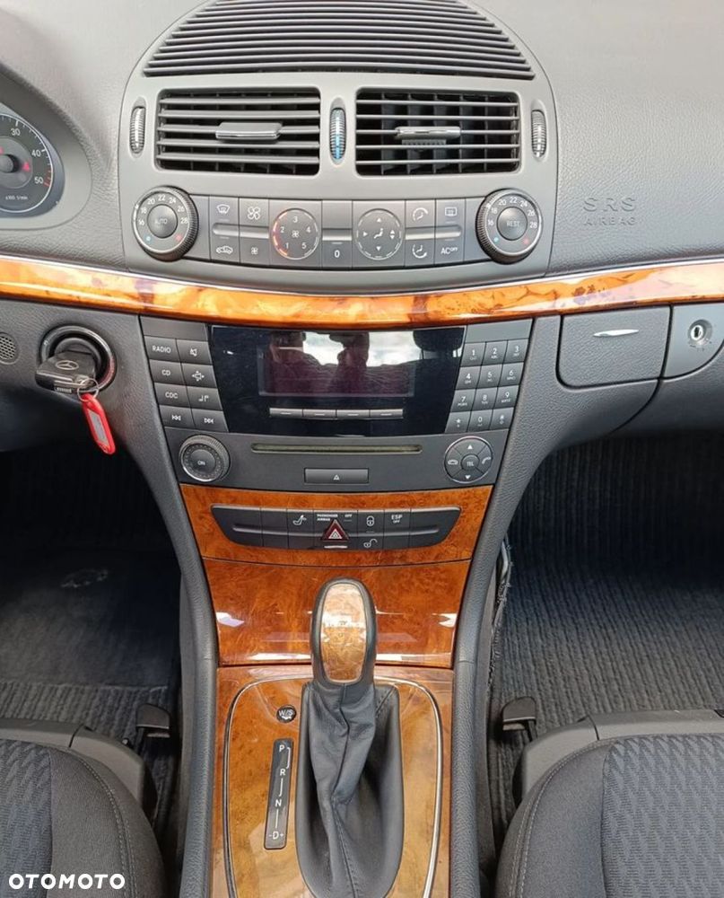 Mercedes-Benz Klasa E - 12