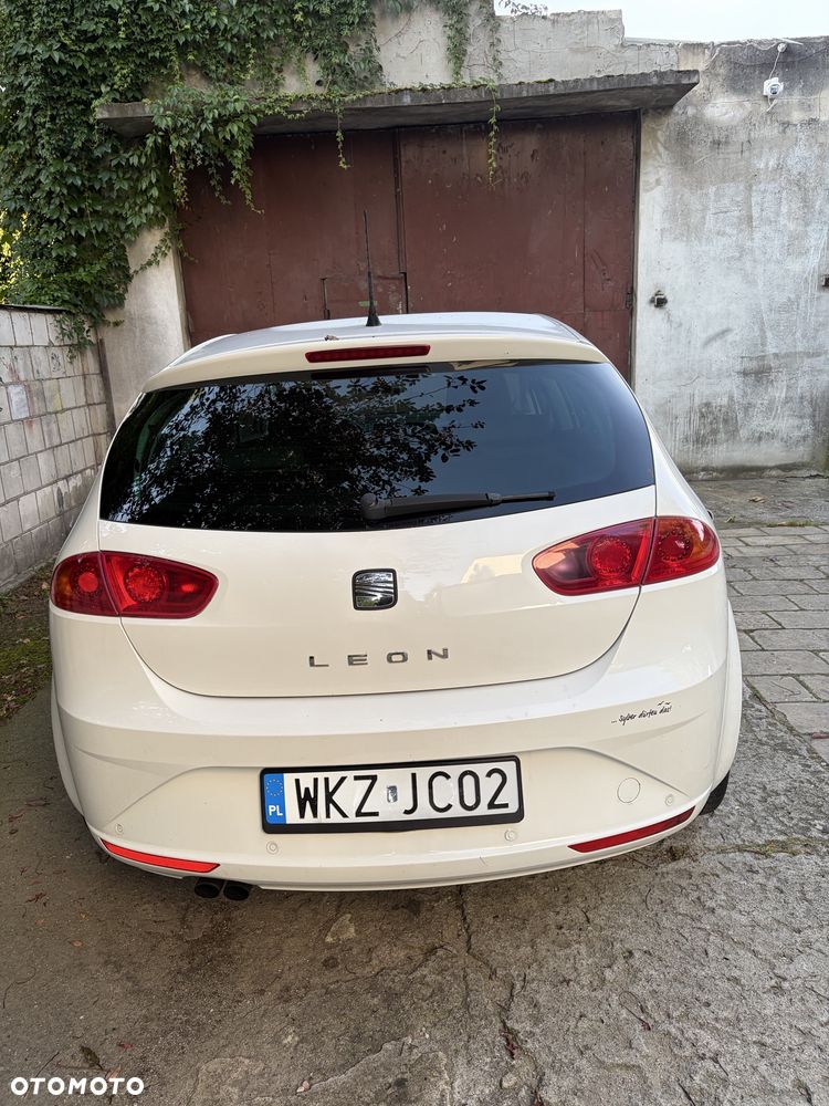 Seat Leon 2009 photo 2