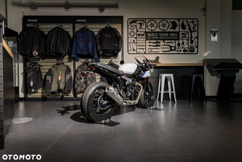 Triumph Thruxton - 15