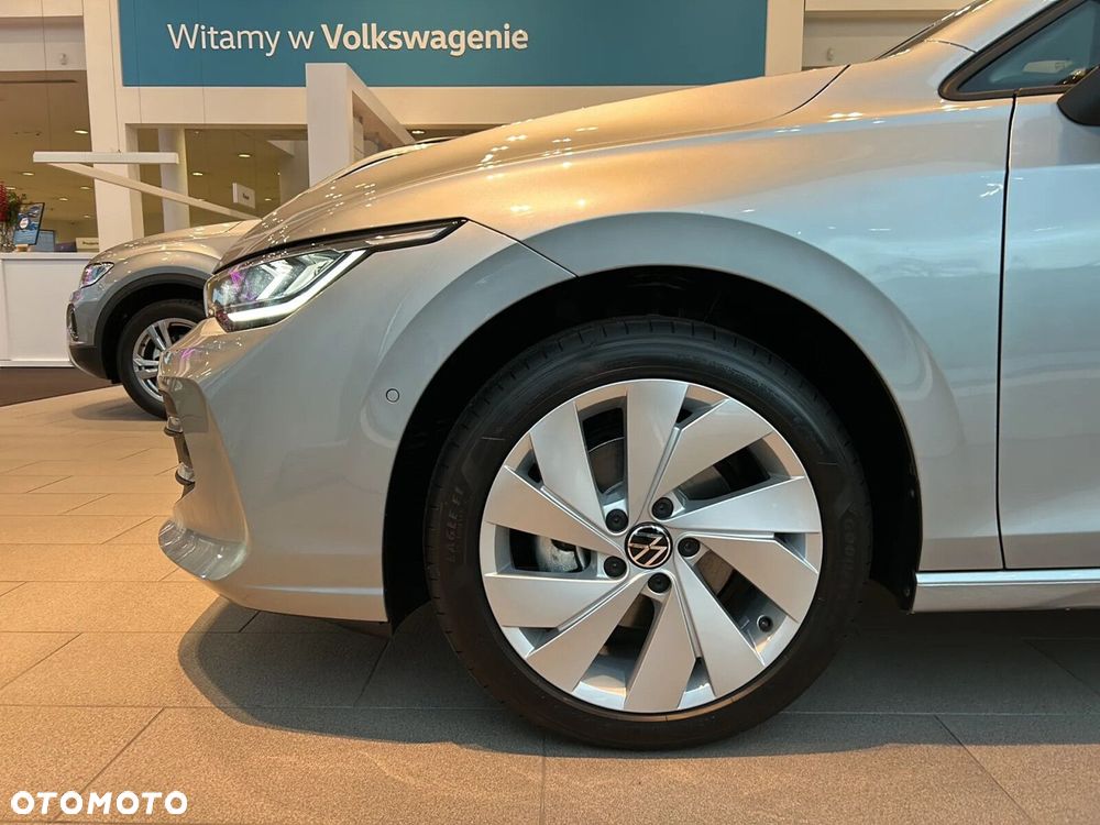 Volkswagen Golf - 26